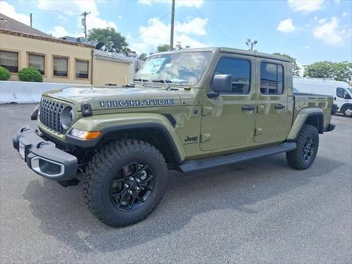 2025 Jeep Gladiator High Tide