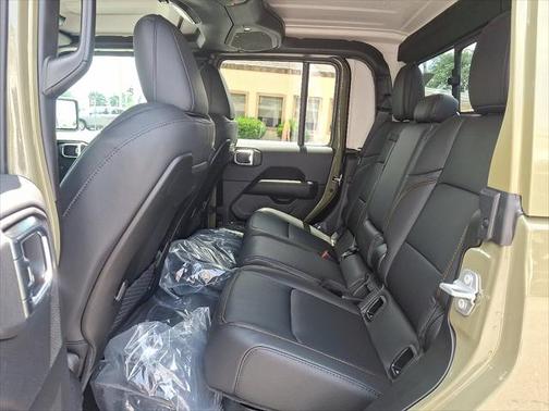 2025 Jeep Gladiator High Tide