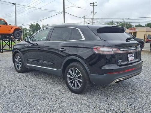 2022 Lincoln Nautilus Standard