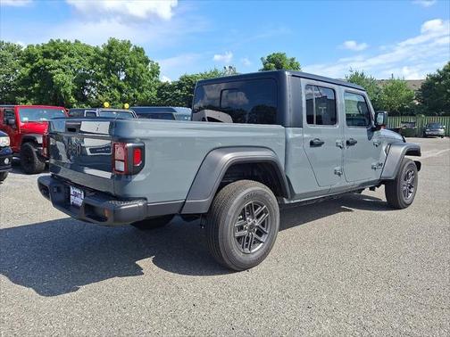 2025 Jeep Gladiator Sport S