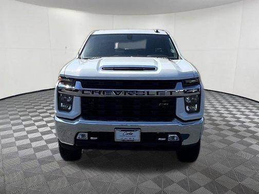 Summit White 2022 Chevrolet Silverado 2500 LT