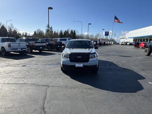 2022 Ford Maverick XL