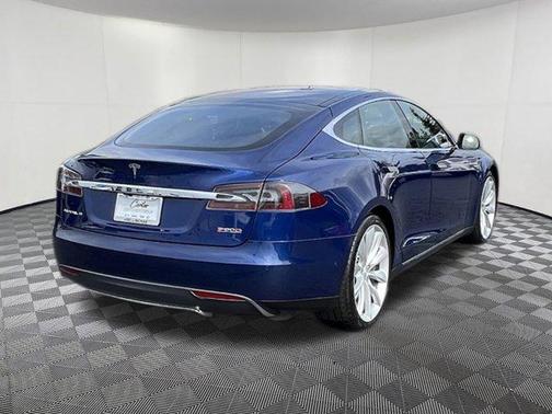 2015 Tesla Model S P90D