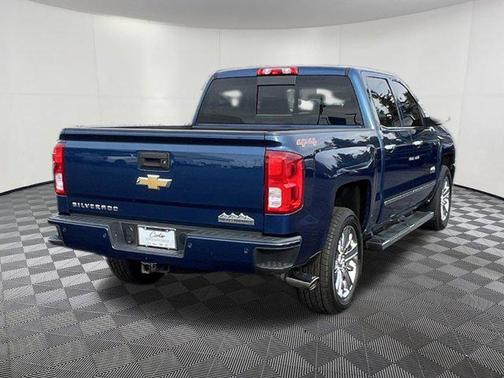 2017 Chevrolet Silverado 1500 High Country