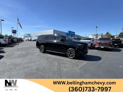 Black 2023 Chevrolet Suburban RST