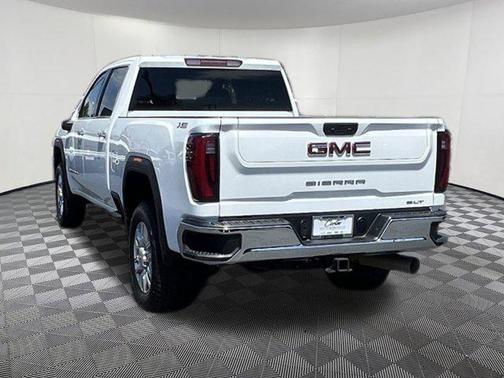 2024 GMC Sierra 2500 SLT