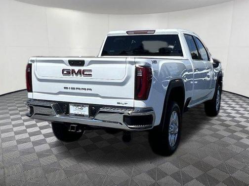 2024 GMC Sierra 2500 SLT