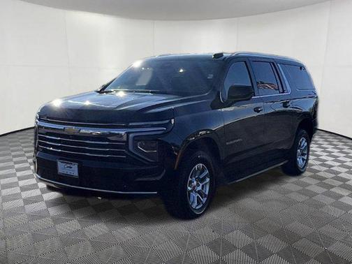 2025 Chevrolet Suburban LT