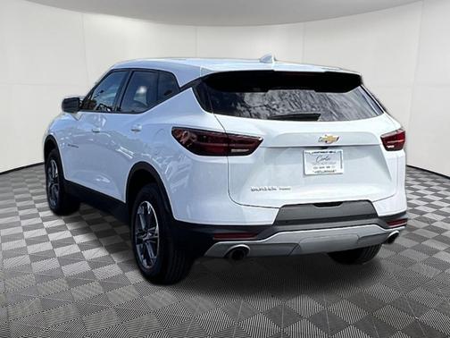 Summit White 2025 Chevrolet Blazer 2LT