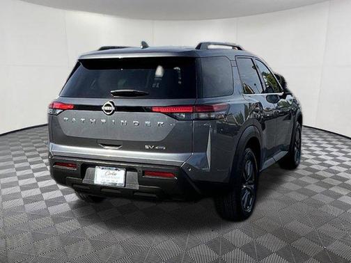 2024 Nissan Pathfinder SV 4WD