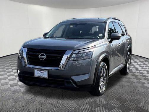 2024 Nissan Pathfinder SV 4WD