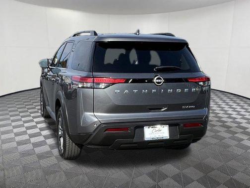 2024 Nissan Pathfinder SV 4WD