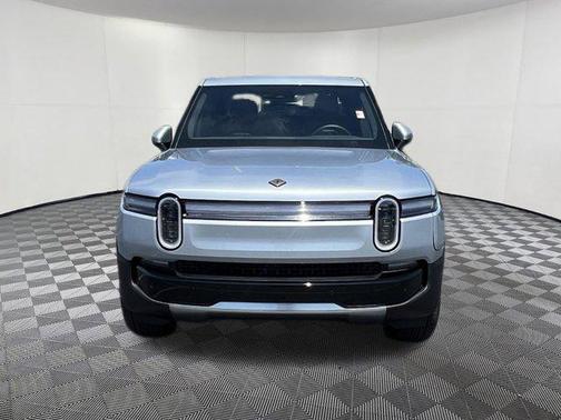 2025 Rivian R1T Adventure