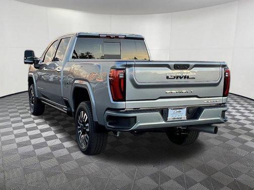 2025 GMC Sierra 3500 Denali