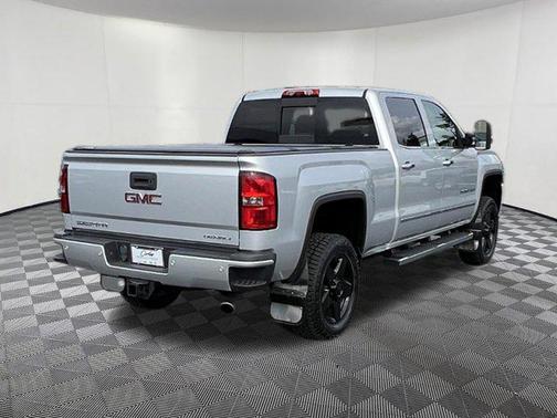 2015 GMC Sierra 2500 Denali