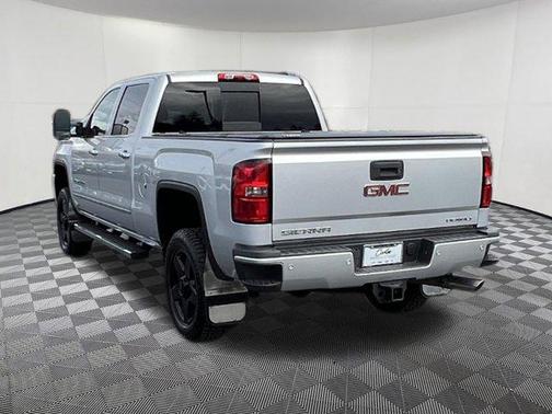 2015 GMC Sierra 2500 Denali