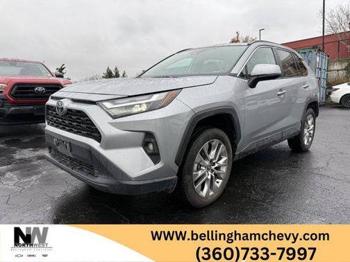 2025 Toyota RAV4 XLE Premium
