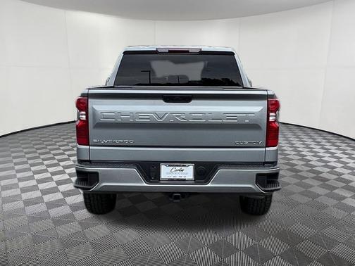 Sterling Gray Metallic 2026 Chevrolet Silverado 1500 Custom