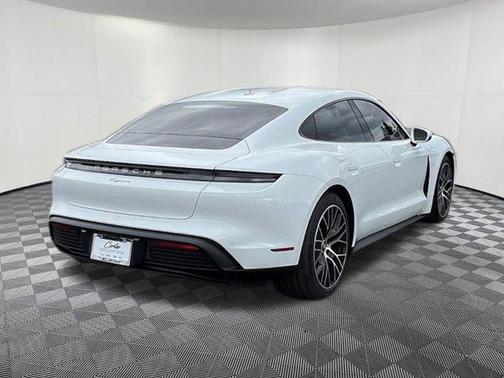 2021 Porsche Taycan RWD