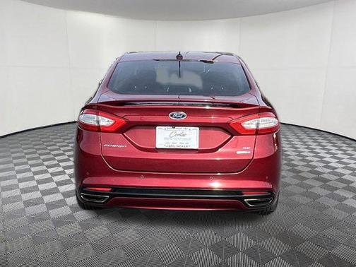 Ruby Red Metallic 2016 Ford Fusion SE