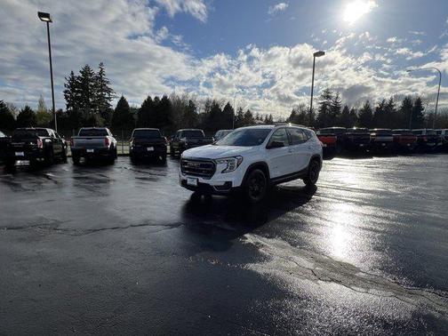 2022 GMC Terrain AWD AT4