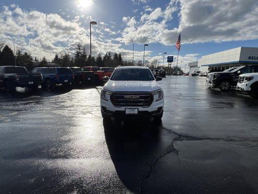 2022 GMC Terrain AWD AT4
