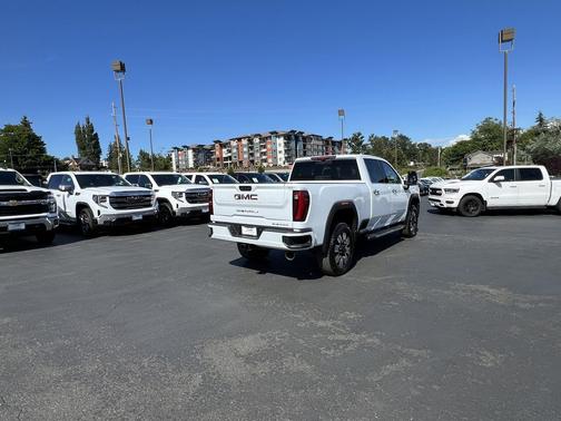 Glacier White Tricoat 2026 GMC Sierra 3500 Denali