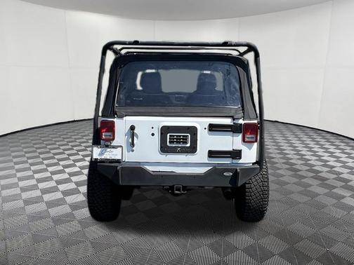 Bright White 2013 Jeep Wrangler Sport