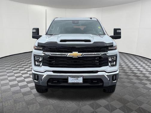 Summit White 2025 Chevrolet Silverado 2500 LT