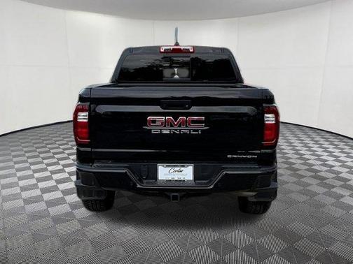 2024 GMC Canyon Denali