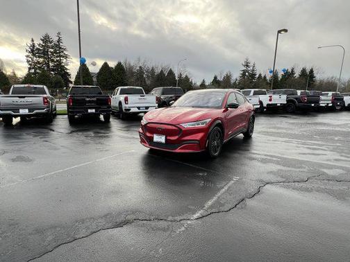 2021 Ford Mustang Mach-E California Route 1