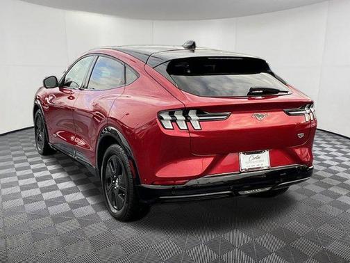 2021 Ford Mustang Mach-E California Route 1