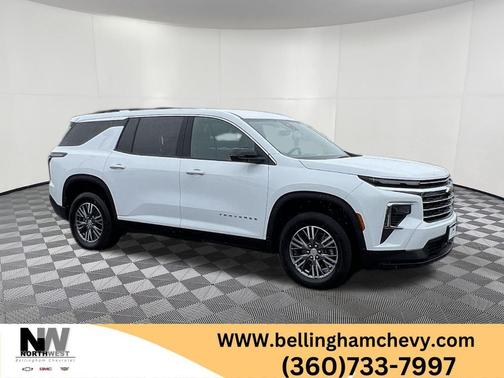 Summit White 2025 Chevrolet Traverse LT