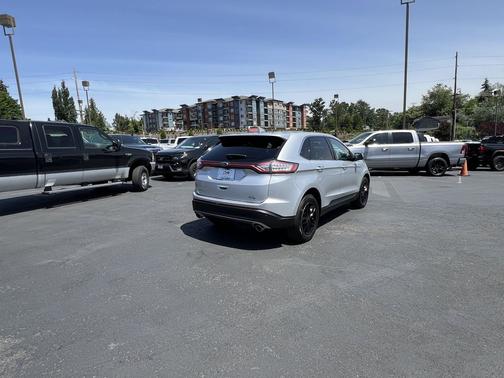 Ingot Silver Metallic 2015 Ford Edge SEL