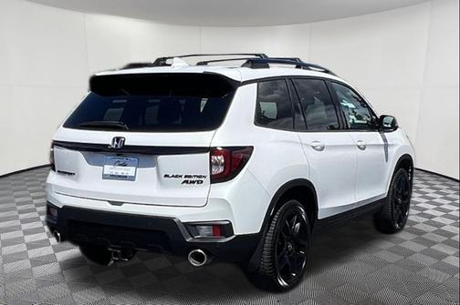 Platinum White Pearl 2024 Honda Passport AWD Black