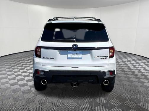 Platinum White Pearl 2024 Honda Passport AWD Black