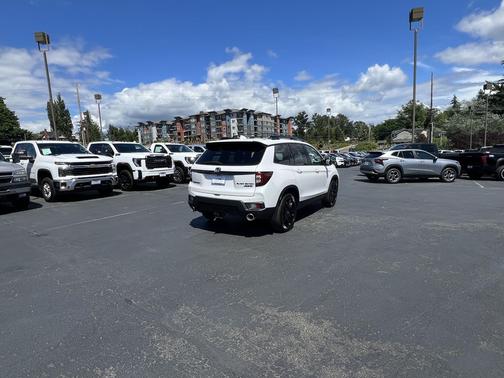 Platinum White Pearl 2024 Honda Passport AWD Black