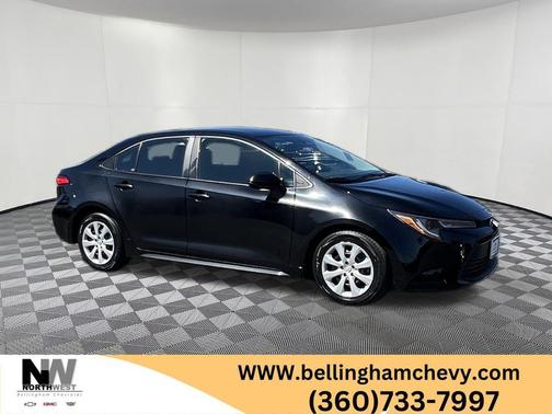 Celestite 2025 Toyota Corolla LE