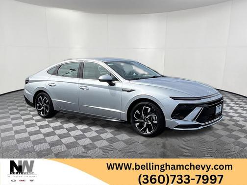 Aero Silver 2025 Hyundai SONATA SEL