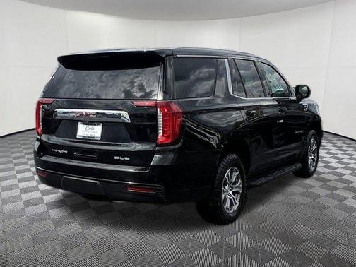 2022 GMC Yukon SLE
