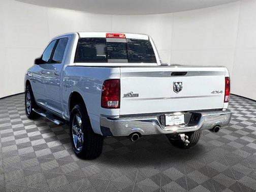 Bright White Clearcoat 2017 RAM 1500 Big Horn