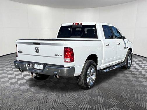 Bright White Clearcoat 2017 RAM 1500 Big Horn