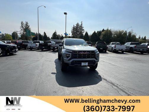 2024 GMC Canyon AT4