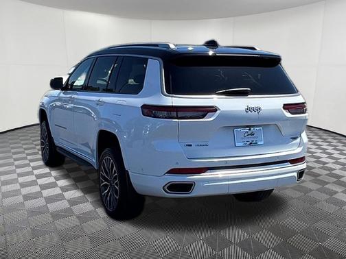 Bright White Clearcoat 2022 Jeep Grand Cherokee L Summit Reserve