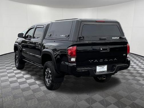 Midnight Black Metallic 2019 Toyota Tacoma SR