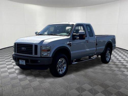Silver Clearcoat Metallic 2008 Ford F-350 FX4 SuperCab Super Duty
