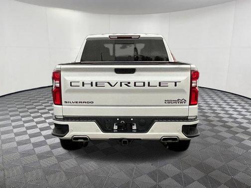 2022 Chevrolet Silverado 1500 High Country