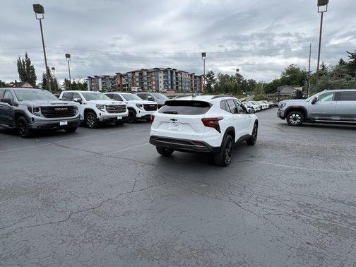 2025 Chevrolet Trax FWD ACTIV