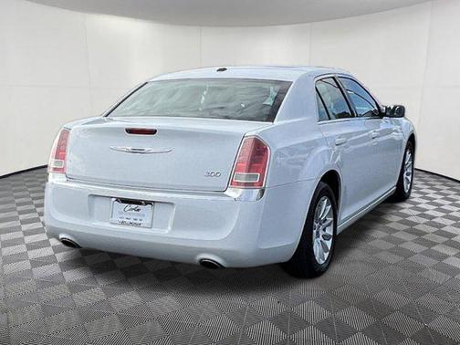 2013 Chrysler 300 S