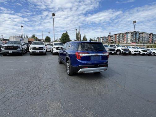 2023 GMC Acadia AWD SLE